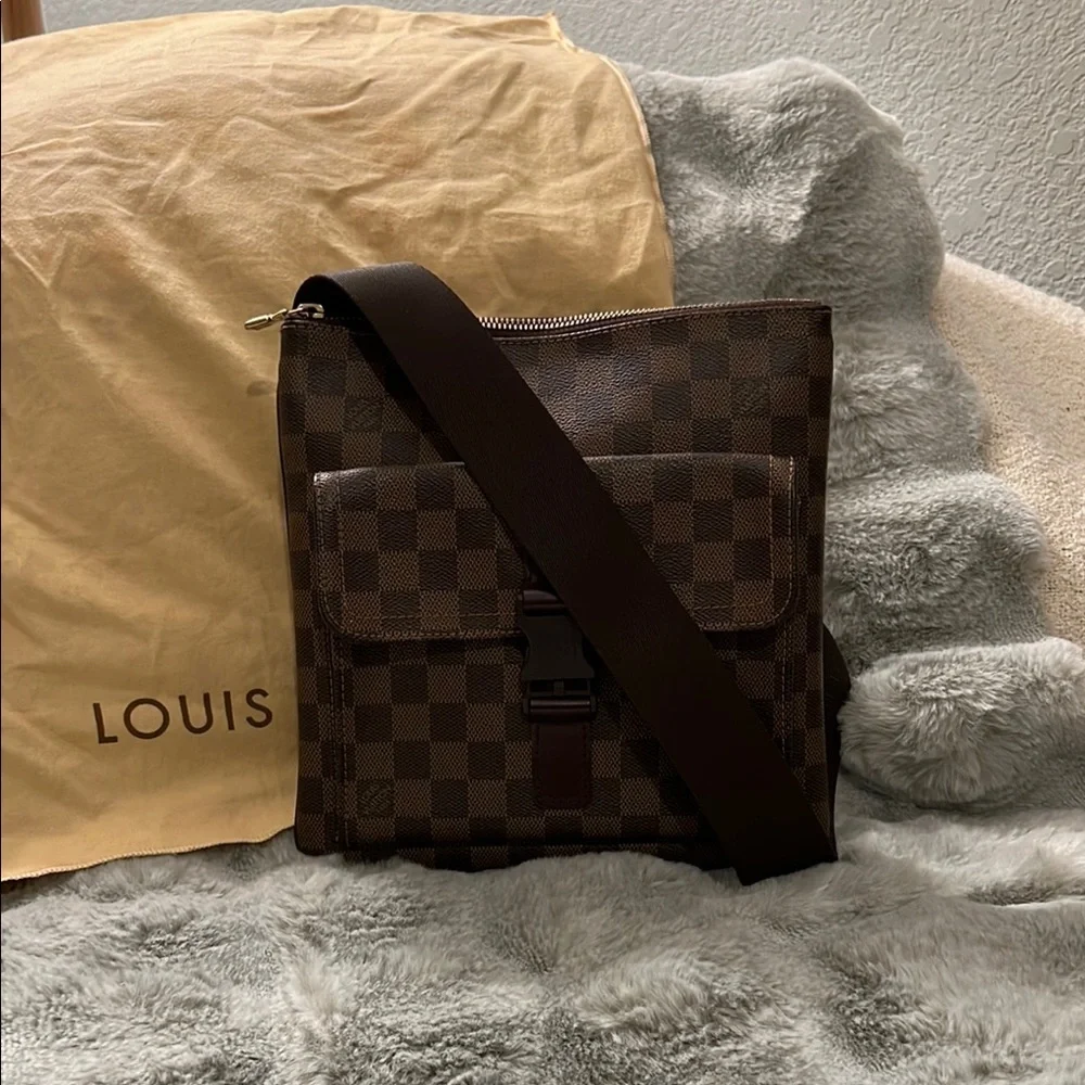 Louis Vuitton Brown Messenger Bag with Iconic Monogram